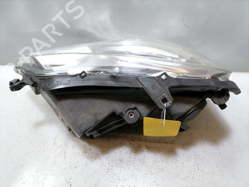 Right headlight VW POLO IV (9N_, 9A_) 1.2 | BP31771678C29 