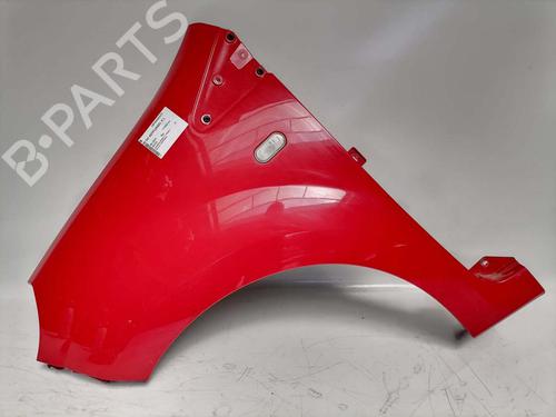 Guarda-lamas esquerdo RENAULT TWINGO II (CN0_) 1.2 (CN0D) (58 hp) 31774145