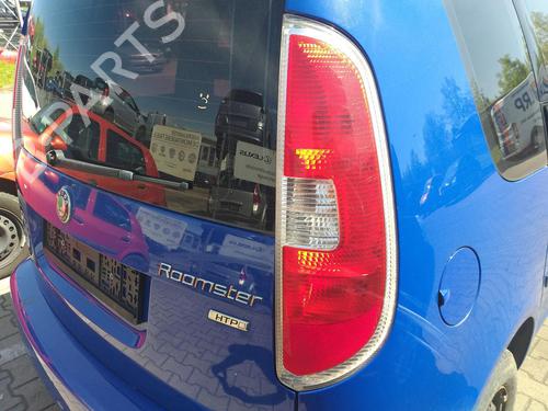 Højre baglygte SKODA ROOMSTER (5J7) 1.2 (70 hp) 31773948