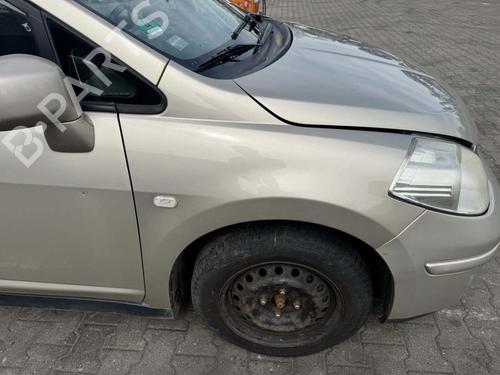 Used Right front fenders Right front fenders NISSAN TIIDA Hatchback (C11) 1.6 (110 hp) 35917147 35917147