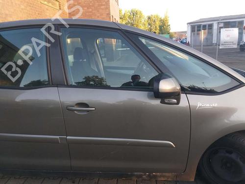 Used Right front door CITROËN C4 Picasso I MPV (UD_) 1.8 i 16V (125 hp) 31774568