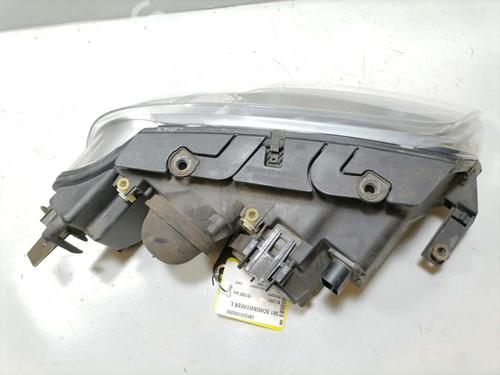 Left headlight VW PASSAT B5.5 (3B3) 1.8 T 20V | BP31774379C28 