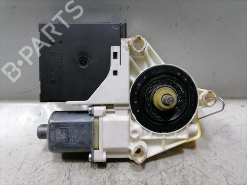 Used Right front window motor Right front window motor VW GOLF VI (5K1) 1.6 (102 hp) 34196026 34196026