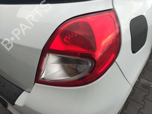 Used Right taillight RENAULT CLIO III (BR0/1, CR0/1) 1.2 16V (BR0P, CR0P) (101 hp) 31774670
