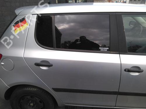 Dør højre bagtil SKODA FABIA II (542) 1.2 12V (60 hp) 31772176