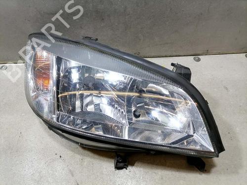 Used Right headlight OPEL ZAFIRA A MPV (T98) 1.8 16V (F75) (125 hp) 31773376