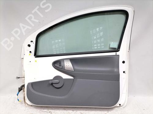 Right front door PEUGEOT 107 (PM_, PN_) 1.0 | BP32373529C3
