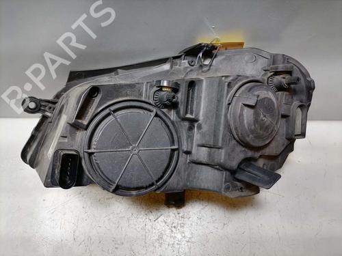 Right headlight VW POLO IV (9N_, 9A_) 1.2 | BP31771678C29 