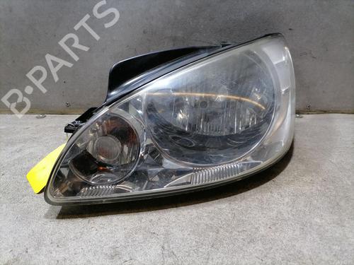 Phare gauche HYUNDAI GETZ (TB) 1.1 (67 hp) 31772408