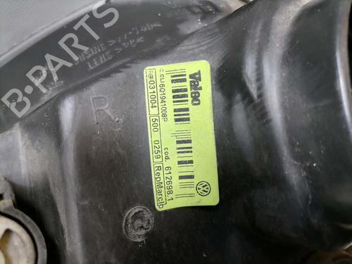 Right headlight VW POLO IV Saloon (9A4, 9A2, 9N2, 9A6) 1.4 | BP31771601C29