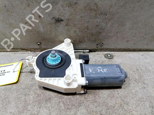 Moteur de lève-vitre avant droit VW GOLF VAN VII Variant (BA5) 1.6 TDi (110 hp) 31772737