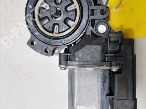 Used Left front window motor KIA SPORTAGE III (SL) 2.0 CRDi AWD (184 hp) 31771200