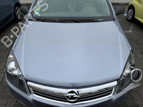 hood-opel-astra-h-a04-2004-2005-2006-2007-2008-2009-2010-2011-2012-2013-2014-33005433 main image