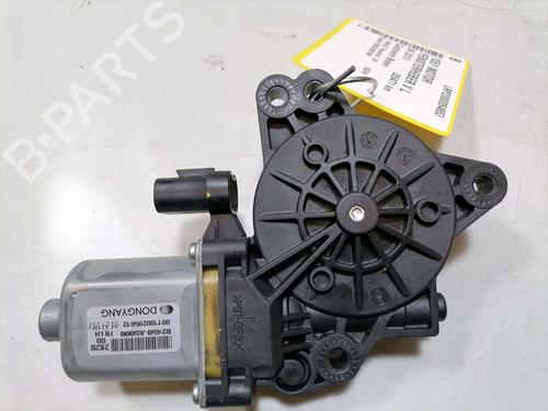 Left front window motor HYUNDAI i30 Estate (GD) 1.6 CRDi | BP31773882E21