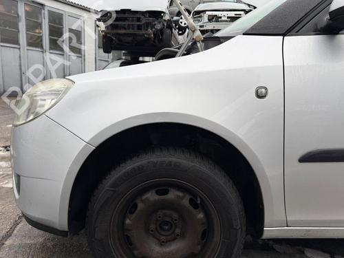 left-front-fenders-skoda-roomster-5j7-2006-2007-2008-2009-2010-2011-2012-2013-2014-2015-31774970 main image