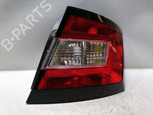 Used Right taillight Right taillight SKODA FABIA III Estate (NJ5) 1.0 TSI (95 hp) 33966152 33966152