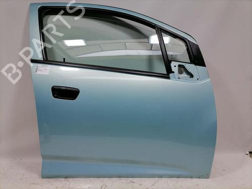 Used Right front door CHEVROLET SPARK (M300) 1.0 (68 hp) 32373552