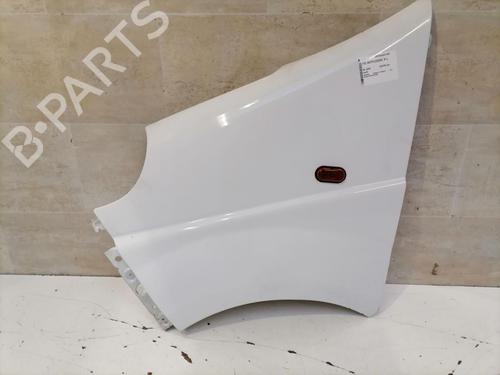 Guarda-lamas esquerdo RENAULT TRAFIC II Van (FL) 1.9 dCi 100 (FL0C, FL0K, FL0B) (101 hp) 31773032