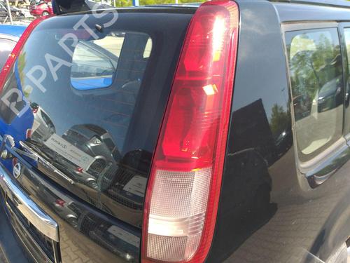 Højre baglygte NISSAN X-TRAIL I (T30) 2.5 4x4 (165 hp) 31773958