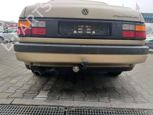 Bagtil kofangere VW PASSAT B3/B4 (3A2, 35I) 1.8 (90 hp) 31773704