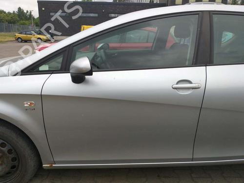 left-front-door-seat-leon-1p1-2005-2006-2007-2008-2009-2010-2011-2012-2013-31774376 main image