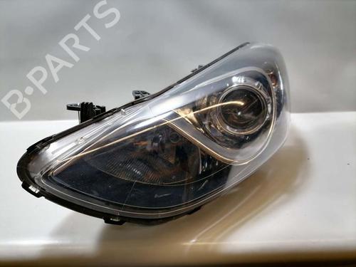 Left headlight HYUNDAI i30 Estate (GD) 1.6 CRDi | BP31773874C28 