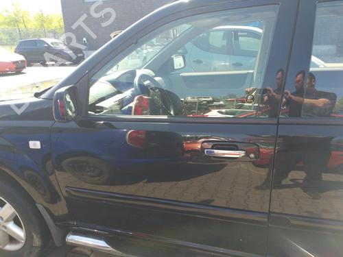 Dør venstre fortil NISSAN X-TRAIL I (T30) 2.5 4x4 (165 hp) 31773963