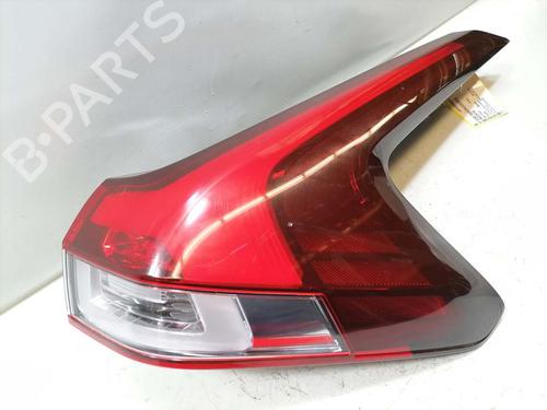 Farolim direito MITSUBISHI ECLIPSE CROSS (GK_, GL_) Plug-in Hybrid 4WD (GL3W) (188 hp) 31771393