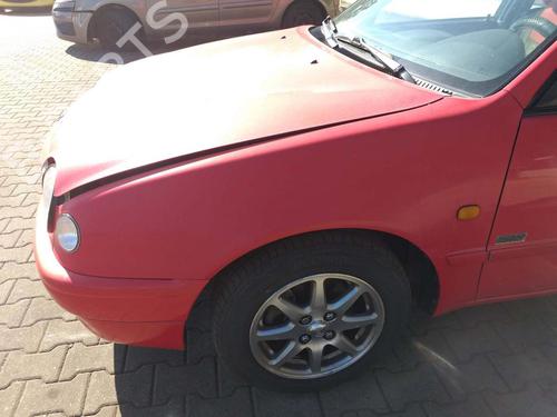 Used Left front fenders TOYOTA COROLLA Estate (_E11_) 1.4 (EE111_, EE111R) (86 hp) 31774557