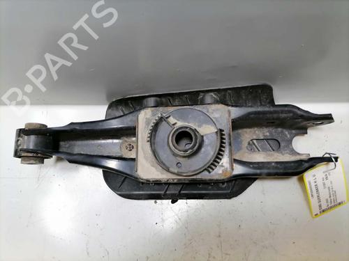 Venstre bagtil bærearm AUDI Q4 E-TRON SUV (F4B) 35 (170 hp) 31774255