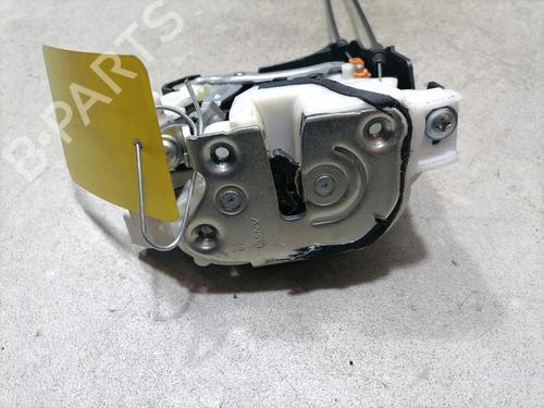 Højre bagtil lås MITSUBISHI OUTLANDER II (CW_W) 2.0 (CW4W) (147 hp) 31773077