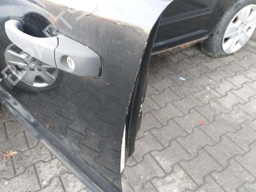 Left front door DODGE CALIBER 1.8 | BP31773307C2 