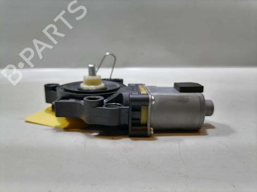 Left front window motor HYUNDAI i30 Estate (GD) 1.6 CRDi | BP31773882E21