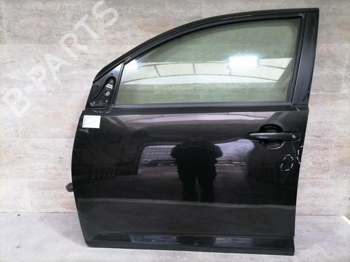 Used Left front door DAIHATSU SIRION (M3_) 1.5 (M303) (103 hp) 31773449