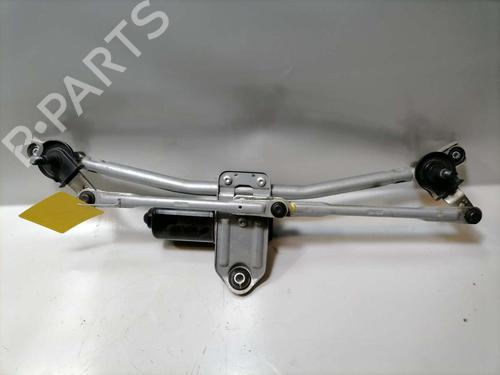Used Front wiper motor KIA SPORTAGE III (SL) 2.0 CRDi AWD (184 hp) 31771204