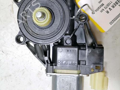 Right front window motor FORD FIESTA VI (CB1, CCN) 1.25 | BP31774097E20
