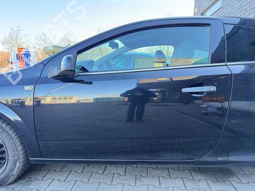 left-front-door-opel-astra-h-gtc-a04-2005-2006-2007-2008-2009-2010-31792227 main image