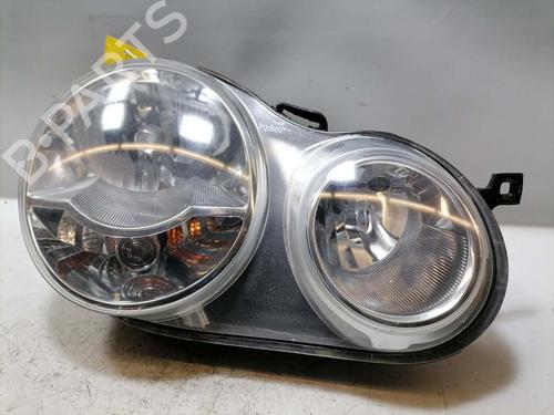right-headlight-vw-polo-iv-saloon-9a4-9a2-9n2-9a6-2002-31771601 main image