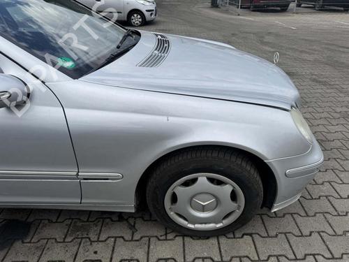 Used Right front fenders Right front fenders MERCEDES-BENZ C-CLASS T-Model (S203) C 200 CDI (203.207) (122 hp) 34196089 34196089