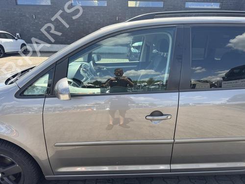 Used Left front door Left front door 36905269 36905269