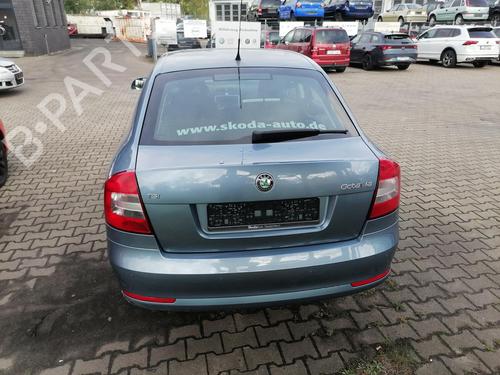 Used Parts SKODA OCTAVIA II (1Z3) 1.4 TSI (122 hp) 4399862
