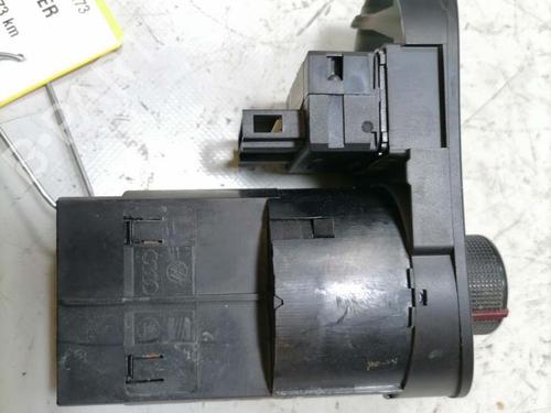 Headlight switch SEAT IBIZA III (6L1) 1.4 16V | BP31774404I24 