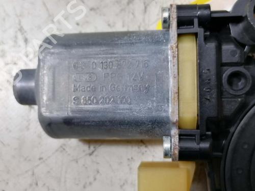 Right front window motor PORSCHE MACAN (95B) 2.0 | BP33306274E20  - Image 6