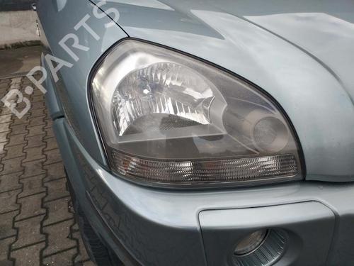 Højre forlygte HYUNDAI TUCSON (JM) 2.7 All-wheel Drive (175 hp) 31771326