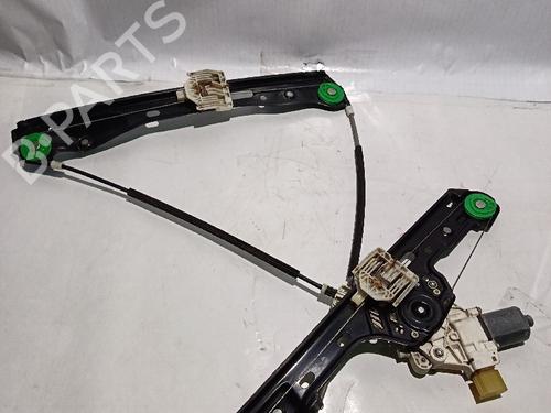 Vindusheismekanisme venstre foran BMW 1 (E87) [2003-2013]  30033385
