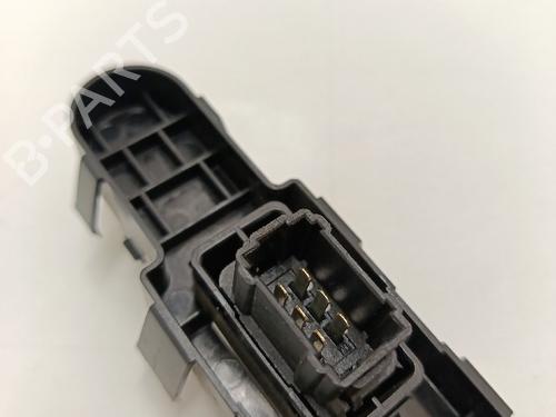 Right front window switch PEUGEOT 207 (WA_, WC_) 1.4 HDi | BP30032531I26