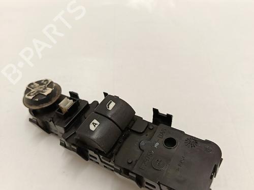 Used Left front window switch PEUGEOT 207 (WA_, WC_) 1.4 HDi (68 hp) 30032533