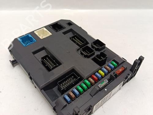 Boîte à Fusibles PEUGEOT 207 (WA_, WC_) 1.4 HDi (68 hp) 30032434