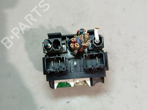 Fuse box PEUGEOT 308 I (4A_, 4C_)  | BP30029213E1 