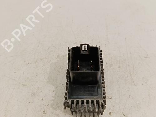 Used Electronic module OPEL ASTRA H Estate (A04) [2004-2014]  30030644